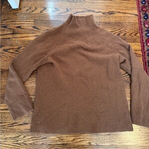 Theory cashmere sweater size M